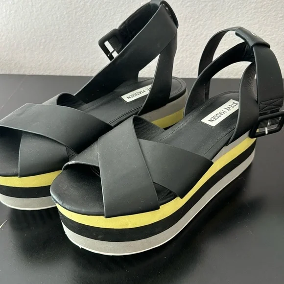 Steve Madden Macer Women's Cuffed Platform Sandals Black Multi size 8 - Picture 2 of 12